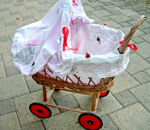 Alter puppen stubenwagen - alter, puppen-stubenwagen