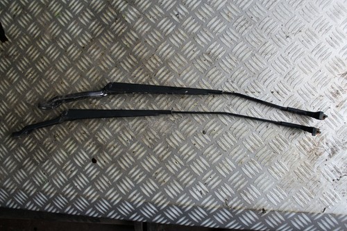 Scheibenwischerarm r set - +,
