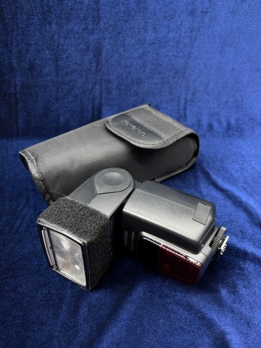 Vintage yongnuo speedlite - vintage,