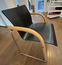 Zwei Thonetstühle S320 aus