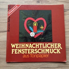 Weihnachtlicher Fensterschmuck aus Tonpapier