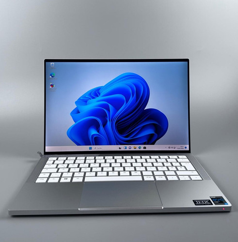 Razer book uhd - book, touch