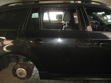 TÜR Hinten Rechts BMW 535d Touring E60/E61 Farbe Black Sapphire MET 475 Kombi