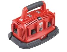 Milwaukee Multi-Ladegerät