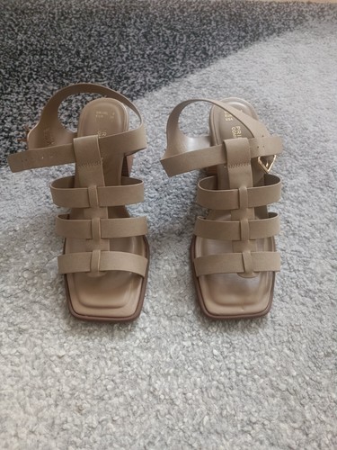 Sandalen mit absatz größe - mit,
