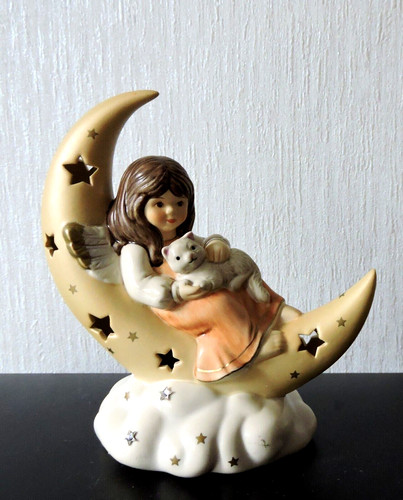 Goebel engel mit - katze, auf