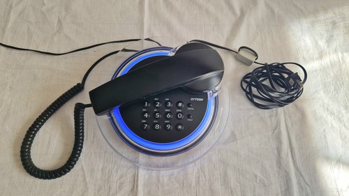 Vintage telefon neon analog - telefon,