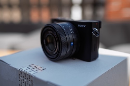 Sony rx1r iii - rx1r,