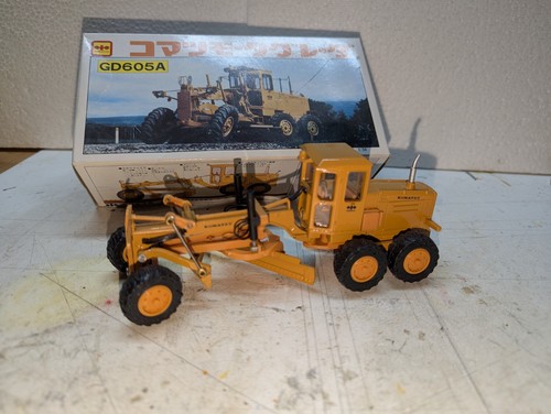 Komatsu grader gd605a - komatsu,