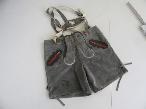 Kurze tracht kinder - kinder,
