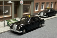 Wiking Mercedes MB 220 Ponton 54 TAXI schwarz 1964-66 mit Stern Hochglanz TOP