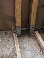 4 Holzstapelhalter inkl. Kanthölzer für Brennholz