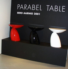 1 x Parabel Tisch rot des Ball Chair & Bubble Chair Designers EERO AARNIO