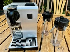 Nespresso Delonghi EN750MB mit 2 original Milchschäumern 7313232921 TOP ZUSTAND
