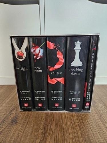 Twilight saga first edition - twilight,