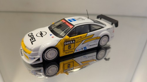Minichamps opel calibra - 1:43,