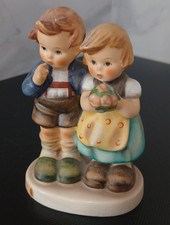 Hummel Goebel Figurine Wir