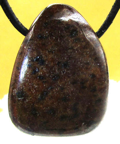 Granat trommelstein - ,
