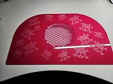 Acrylauflage Nagelstudio Tisch Pink Skulls