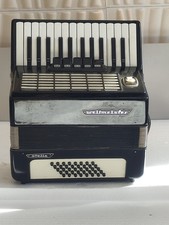 +Piano accordion,akkordeon