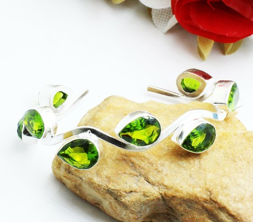 Schöner grüner peridot - schöner,