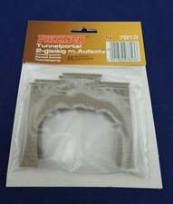 2 Stück Tunnelportal
