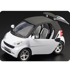 1:24 Smart ForTwo Die-Cast