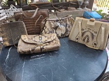 Alte Sammlung von Handtaschen