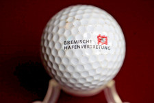 Logo Golfball der Marke: REACH 72, Werbung: Bremische Hafenvertretung.