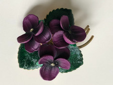 Vintage-Brosche. Blumen.  Größe: 4,5 x 4 cm.