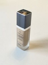 Christian Dior Skin Makeup 020