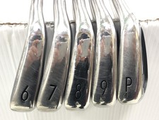 Titleist T300 Eisensatz 6-9,P