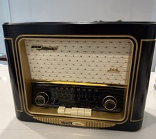 RETRO LOOK Grundig Classic 960