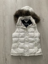 TOMMY HILFIGER Daunenweste abnehmbare Fell-Kapuze Gr. L weiß