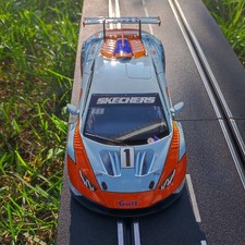 Carrera Digital 124 Lamborghini Huracan GT3