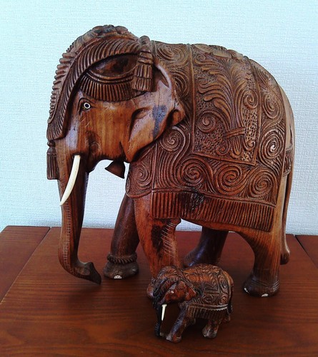 Elefant mit kind festlich - mit,