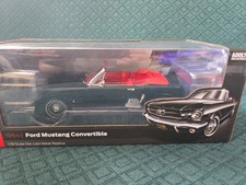 Auto World Ford Mustang