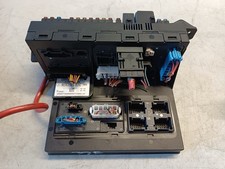 39E* Mercedes Benz MB W211 E SAM Sicherungskasten Vorne A2115453901 2115453901