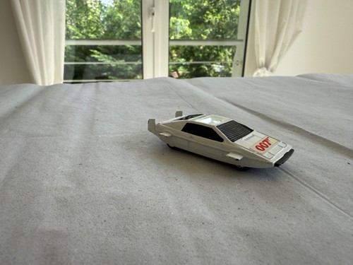 Corgi juniors lotus esprit - juniors,