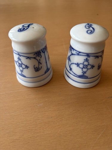 Pfeffer und salzstreuer - pfeffer,