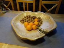 Große massive Holzschale