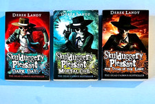 Skulduggery Pleasant X3