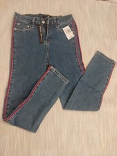 MISS BEHAVE Girls Buttin Up