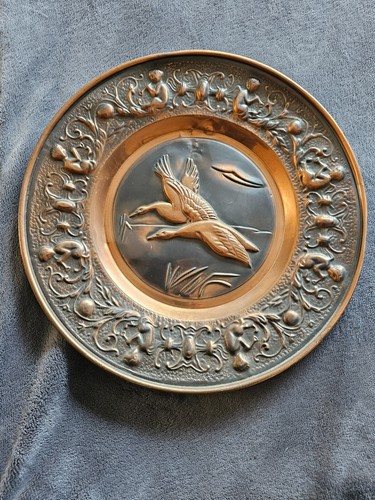 Kupferteller mit gänse motiv - kupferteller, gänse-motiv