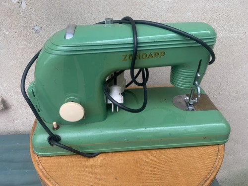 Alte nähmaschine zündapp - alte,