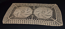 Deckchen, gestrickt und umhäkelt, 45 x 26 cm recheckig , BW beige