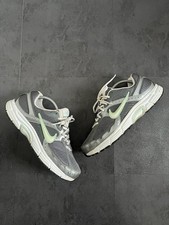 Nike Dart 7 Grau Grün Weiß