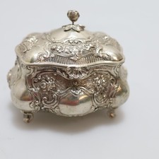 schöne historische Zuckerdose