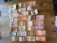 Banknoten bunt gemischt