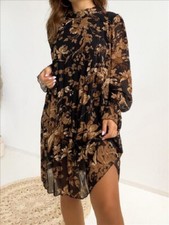 Zauberhaftes Plissee Kleid